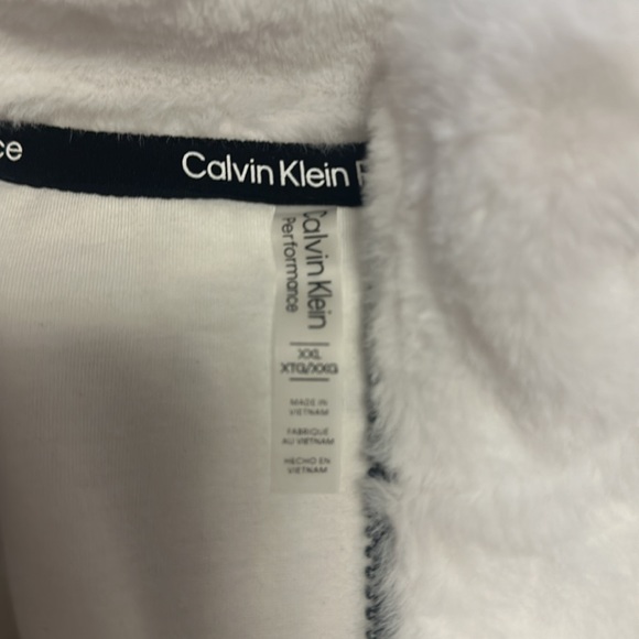 Size XXLCalvin Klein Performance half zip pullover white - Picture 2 of 6